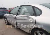 2002 Ford TAURUS photo