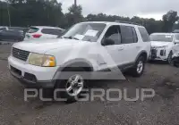 2002 Ford EXPLORER photo