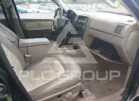 2002 Ford EXPLORER photo