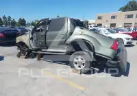 2002 Ford EXPLORER photo