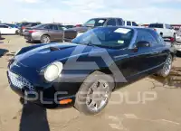 2002 Ford Thunderbird фото