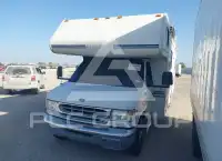 2002 Ford E-450 фото