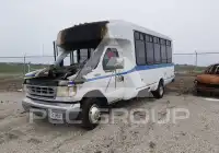 2002 Ford E-450 фото