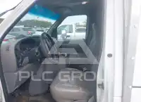 2002 Ford E-350 фото