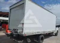 2002 Ford E-350 фото