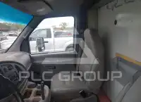2002 Ford E-350 фото
