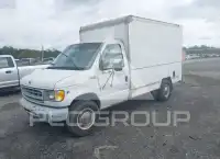 2002 Ford E-350 фото