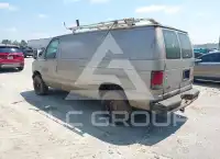 2002 Ford E-250 фото