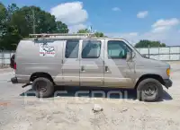 2002 Ford E-250 фото