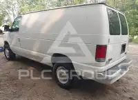 2002 Ford E-250 photo
