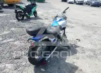 2003 Kawasaki VN800 фото