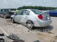 2003 Saturn Ion photo