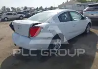 2003 Saturn Ion photo