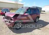 2003 Chevrolet TRACKER фото