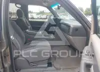 2003 Chevrolet Suburan фото