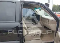 2003 Chevrolet Suburan фото