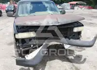 2003 Chevrolet Suburan фото