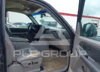2003 Chevrolet Suburan фото