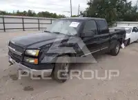 2003 Chevrolet Silverado photo