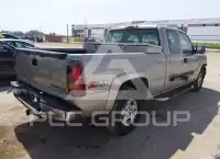 2003 Chevrolet Silverado photo