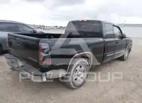 2003 Chevrolet Silverado photo