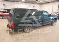 2003 Chevrolet Silverado photo