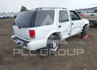 2003 Chevrolet Blazer photo