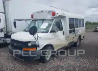2003 Chevrolet Express photo