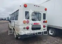 2003 Chevrolet Express photo