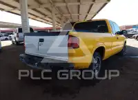 2003 Chevrolet S10 photo