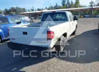 2003 Chevrolet S10 photo