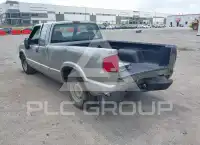 2003 Chevrolet S10 photo