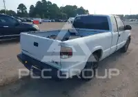 2003 Chevrolet S10 photo