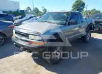 2003 Chevrolet S10 photo