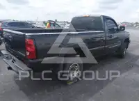 2003 Chevrolet Silverado photo