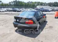 2003 BMW 330 photo