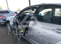 2003 BMW 330 фото