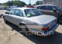 2003 Jaguar XJ photo