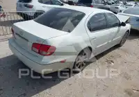 2003 Infinity I35 photo