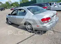 2003 Infinity I35 photo