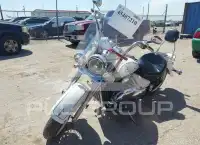 2003 Suzuki VL photo