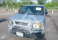 2003 Honda ELEMENT photo