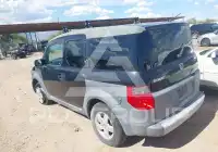2003 Honda ELEMENT photo