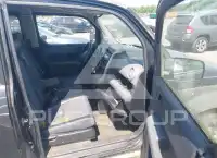 2003 Honda ELEMENT photo
