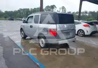 2003 Honda ELEMENT photo