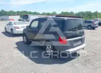 2003 Honda ELEMENT photo