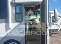 2003 Freightliner Chassis фото