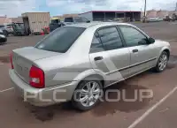 2003 Mazda Protege photo