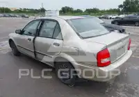 2003 Mazda Protege photo