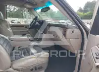2003 Cadillac ESCALADE photo